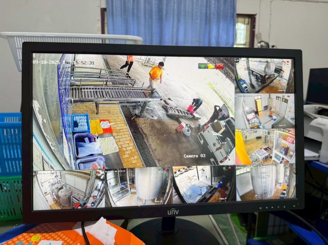 LINE_ALBUM_ติดกล้องwi-fi 8ตัว สหกรณ์โคนมท่าหลวง_251006_40