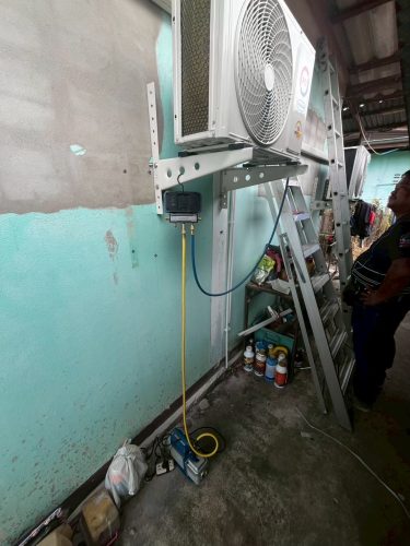 LINE_ALBUM_ติดตั้งอีซี่ปัคแอร์โซล่าเซลล์_251006_6