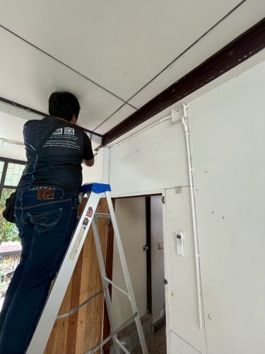 LINE_ALBUM_ติดแอร์โรงพยาบาลพัฒนานิคม_251006_6