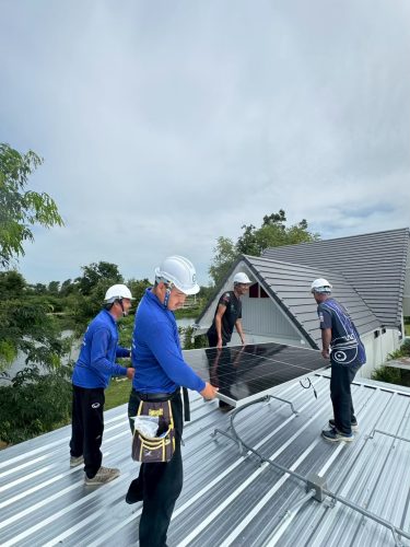 LINE_ALBUM_ติดโซล่าเซลล์พัฒนานิคม_250913_38