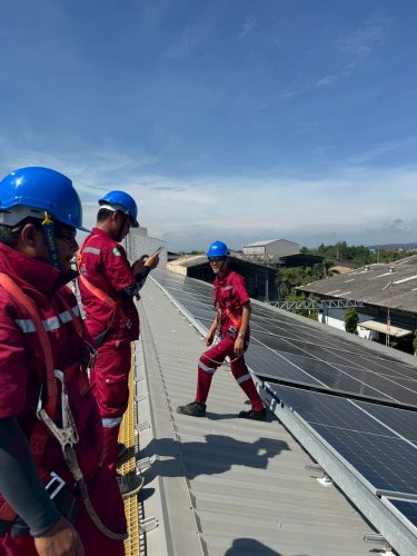 LINE_ALBUM_โซล่าเซลล์ บริษัทไดนาสตี้ไทยท็อป 1_251006_13