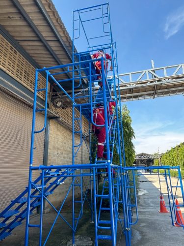 LINE_ALBUM_โซล่าเซลล์ บริษัทไดนาสตี้ไทยท็อป 1_251006_4