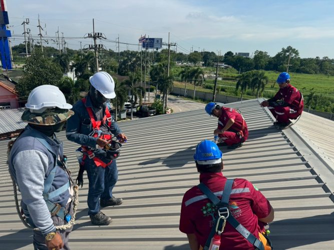 LINE_ALBUM_โซล่าเซลล์ บริษัทไดนาสตี้ไทยท็อป 1_251006_42