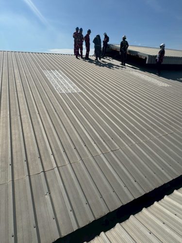 LINE_ALBUM_โซล่าเซลล์ บริษัทไดนาสตี้ไทยท็อป 1_251006_43